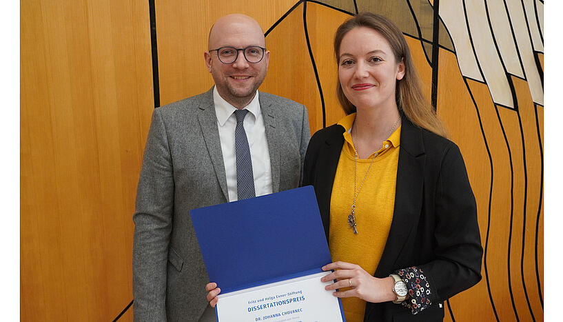 Johanna Chovanec erhält Dissertationspreis der Fritz und Helga Exner-Stiftung
