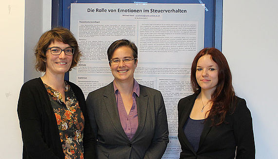 Das Foto zeigt das Projektteam Katharina Gangl, Eva Hofmann und Barbara Hartl.