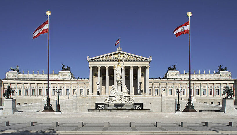 Österreichisches Parlament von Außen.