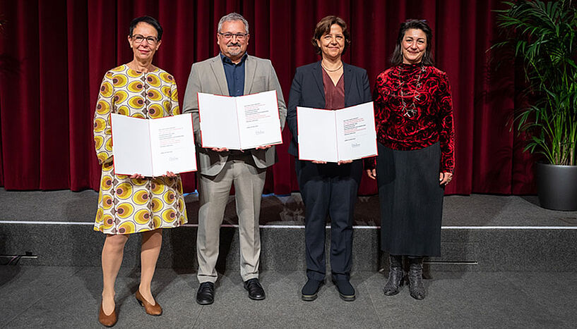 Birgit Sauer und Andreas Richter erhalten die Preise der Stadt Wien 2022 für herausragende Leistungen.
