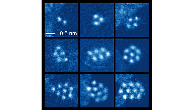 Bild des Xenon-Nanocluster zwischen zwei Graphenschichten, mit Größen zwischen zwei und zehn Atomen.
